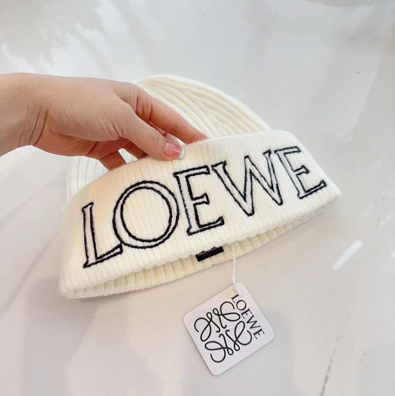 L0WEW 刺繍ニット帽【50％割引+送料無料】