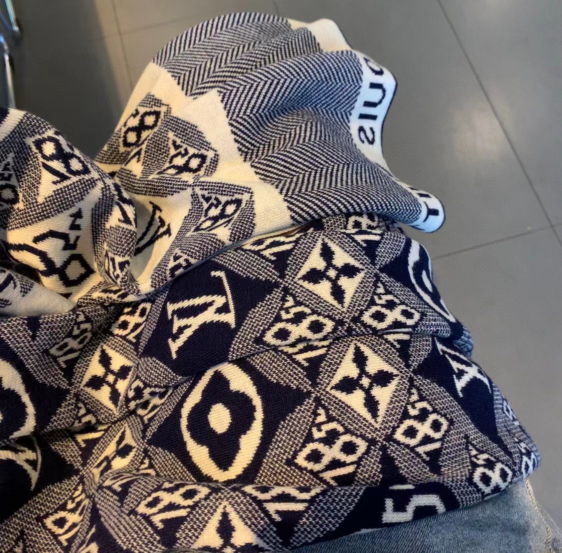 LV プリント ウール スカーフ【50％割引+送料無料】