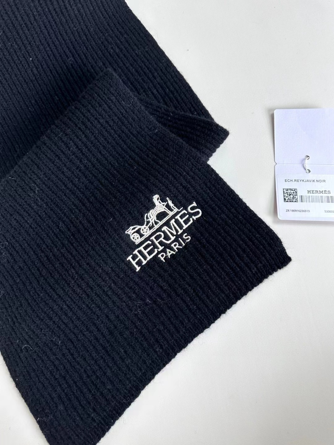 HERME5 刺繍入りカシミアスカーフ【50％割引+送料無料】