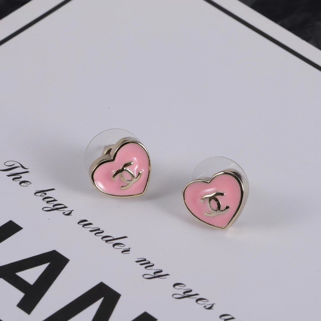 CHANE1 シンプルダブルCハートピアス【50％割引+送料無料】