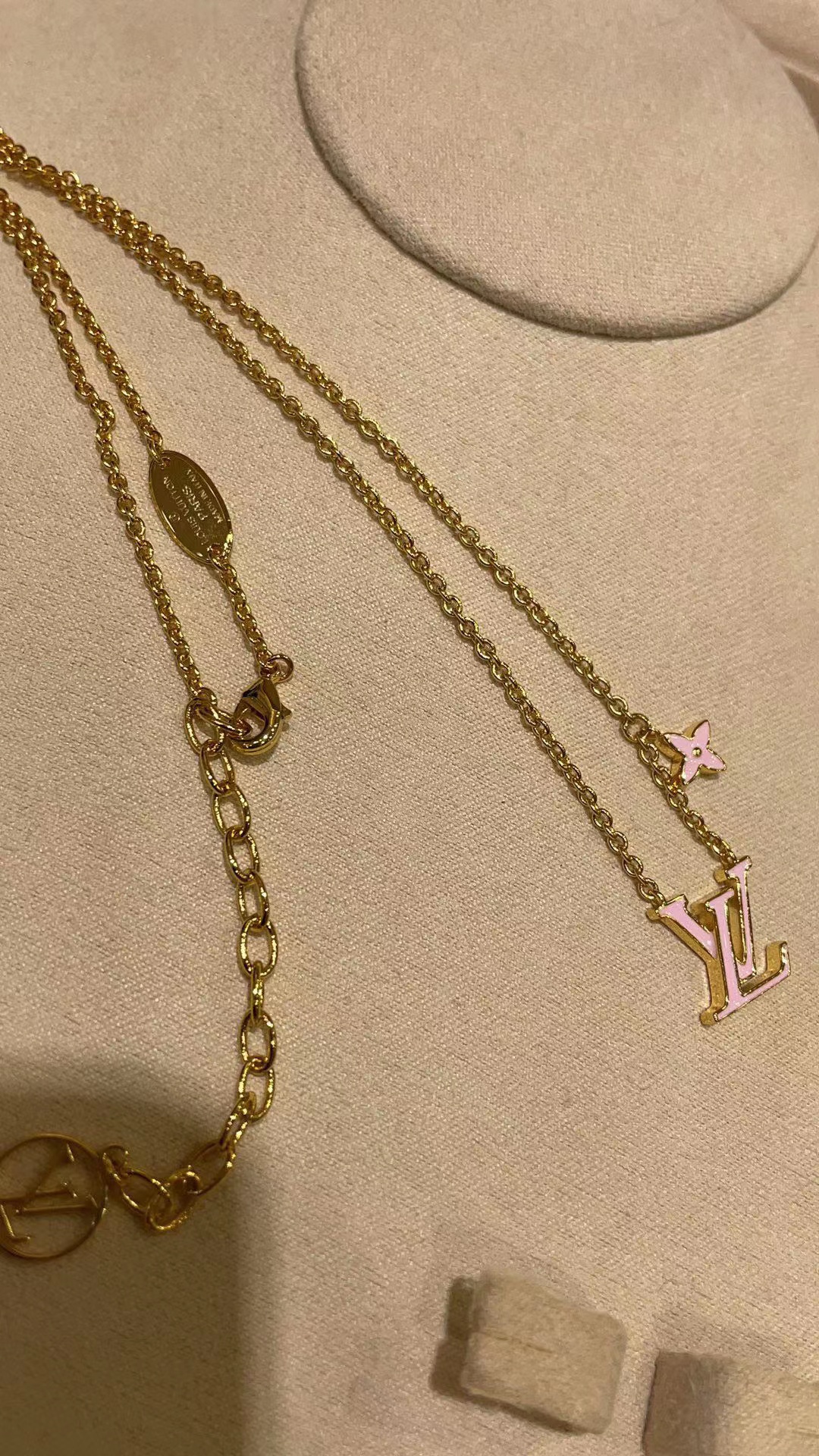 LV シンプル四つ葉クローバー ネックレス【50％割引+送料無料】