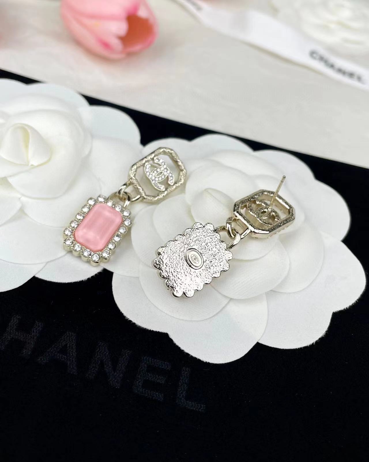 CHANE1 中空ダブル C ピンク イヤリング【50％割引+送料無料】