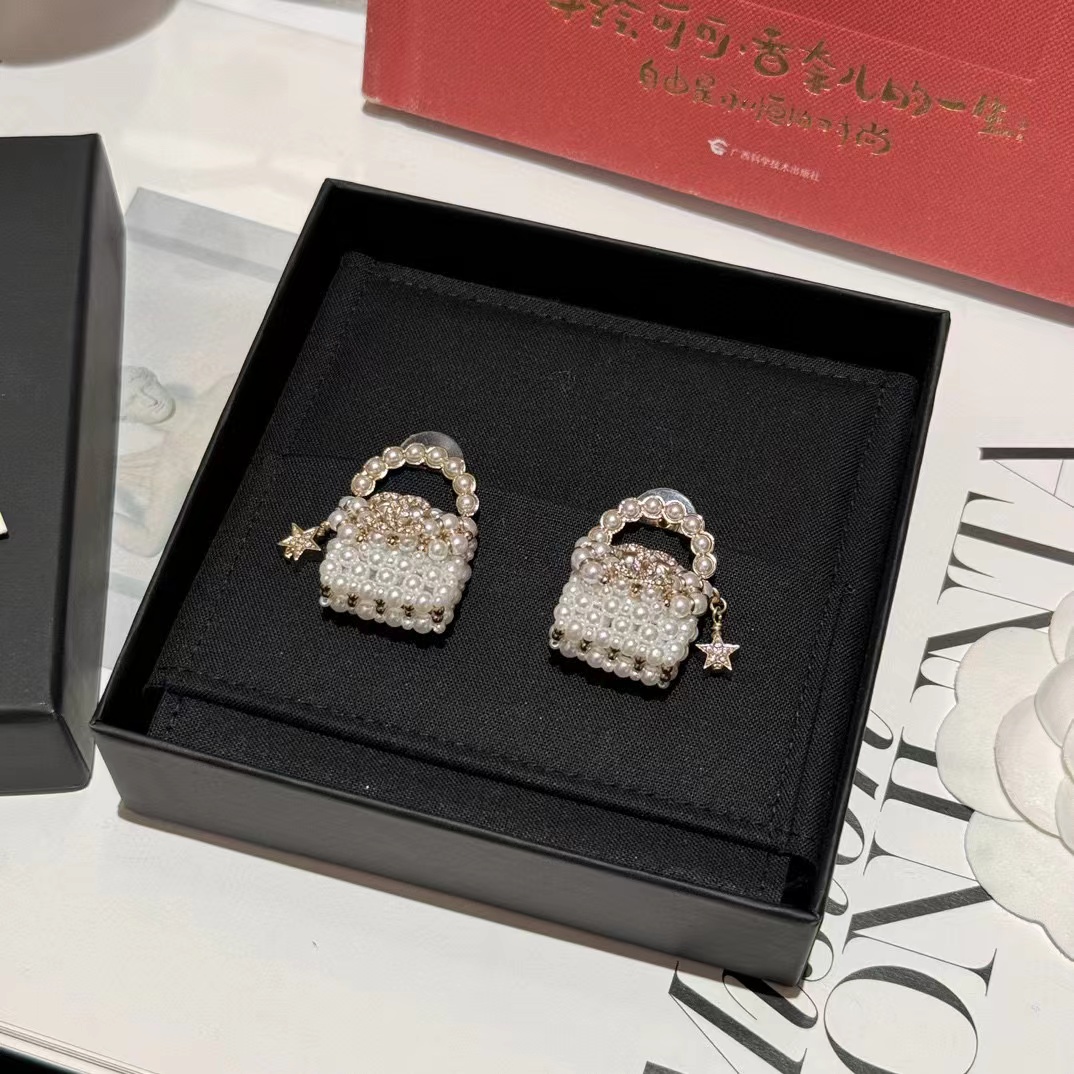 CHANE1 パール五芒星バッグピアス【50％割引+送料無料】