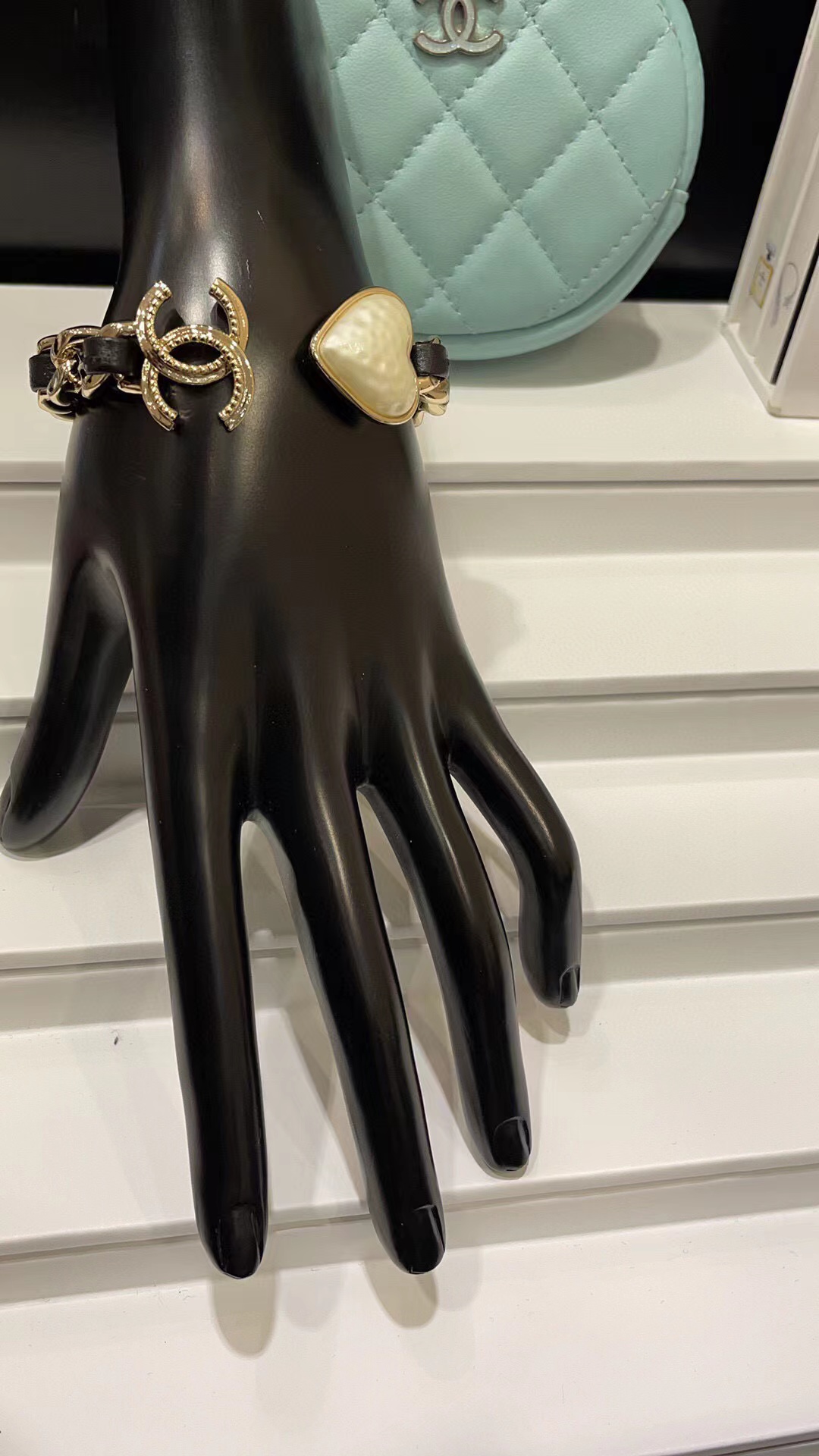 CHANE1 ハート ダブルC ブレスレット【50％割引+送料無料】