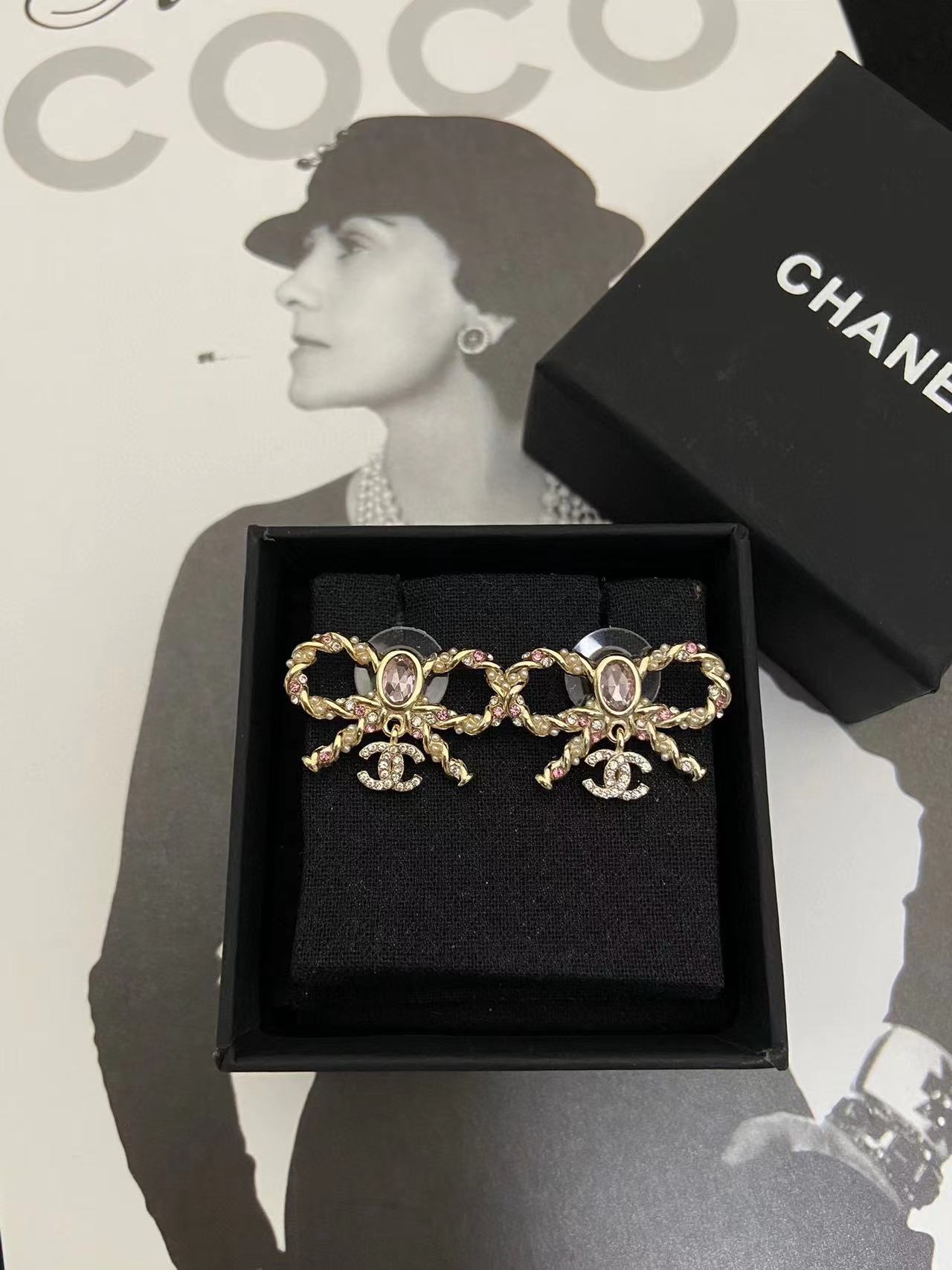 CHANE1 イヤリング+ブローチ+ネックレス 3点セット【50％割引+送料無料】