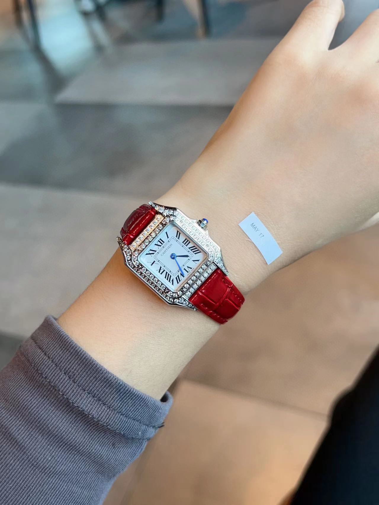 Cart1er de Panthere ダイヤモンド革ベルトのレディース腕時計【50％割引+送料無料】