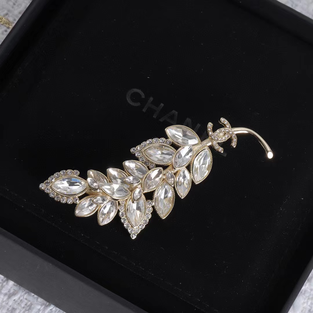 CHANE1 リーフ ダイヤモンド ブローチ【50％割引+送料無料】