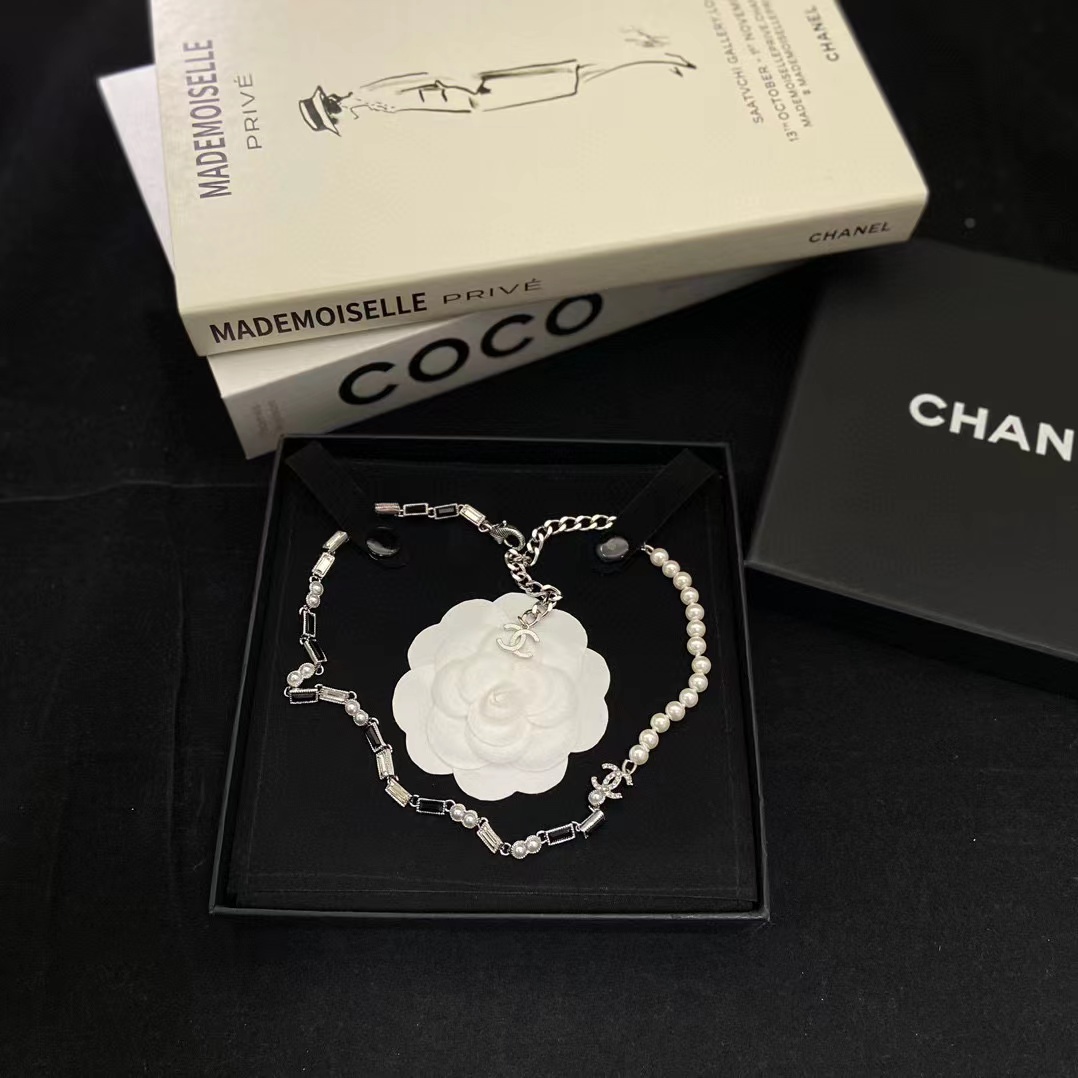 CHANE1 白黒スクエアダイヤモンドダブルCステッチパールネックレス【50％割引+送料無料】