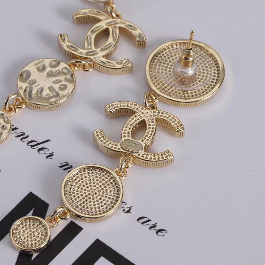 CHANE1 ラウンド ダブルC イヤリング【50％割引+送料無料】