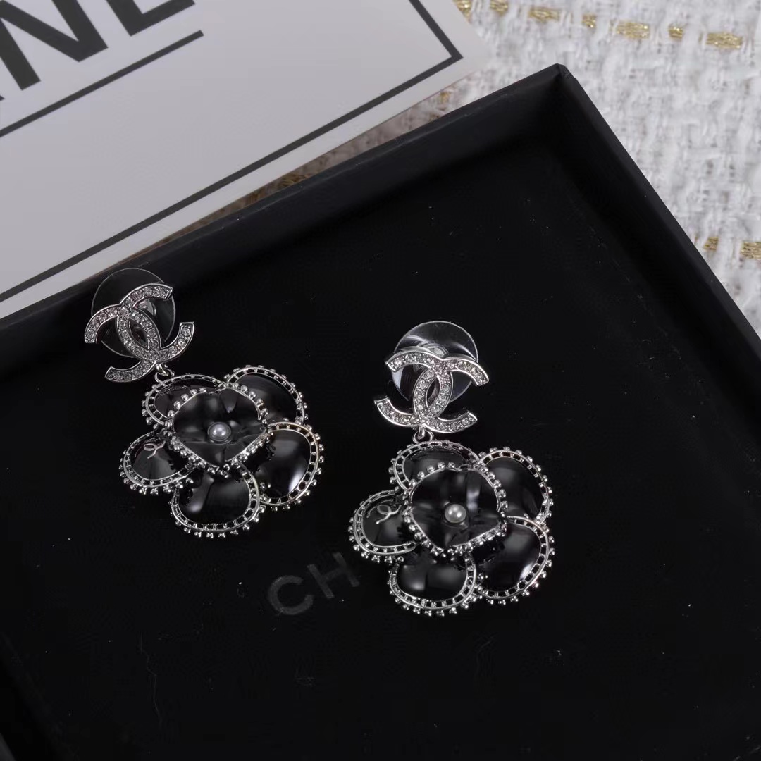 CHANE1 カメリア ダイヤモンド ダブルC ピアス【50％割引+送料無料】