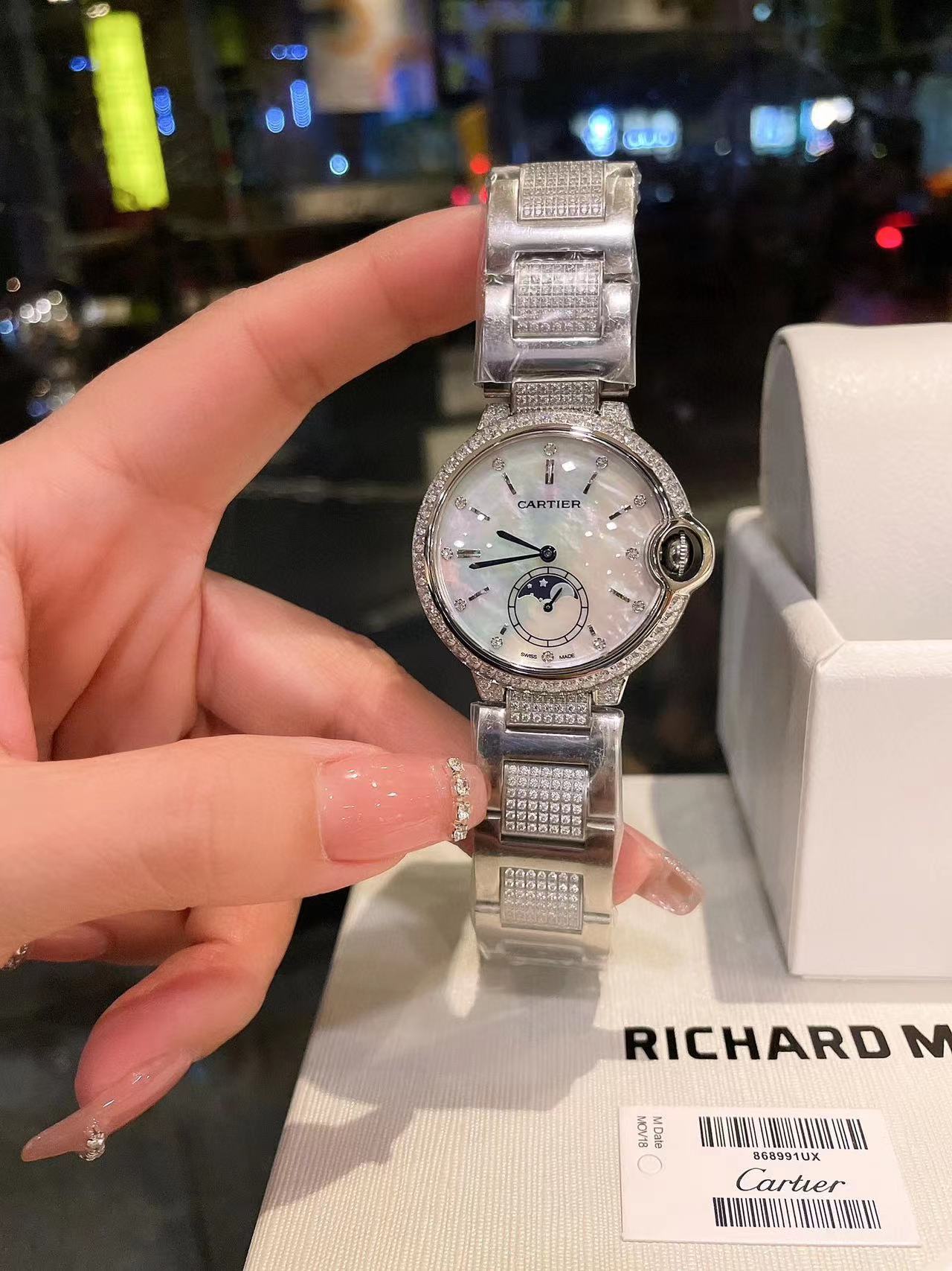 CART1ER 高品質ダイヤモンドスチールバンドレディースウォッチ【50％割引+送料無料】