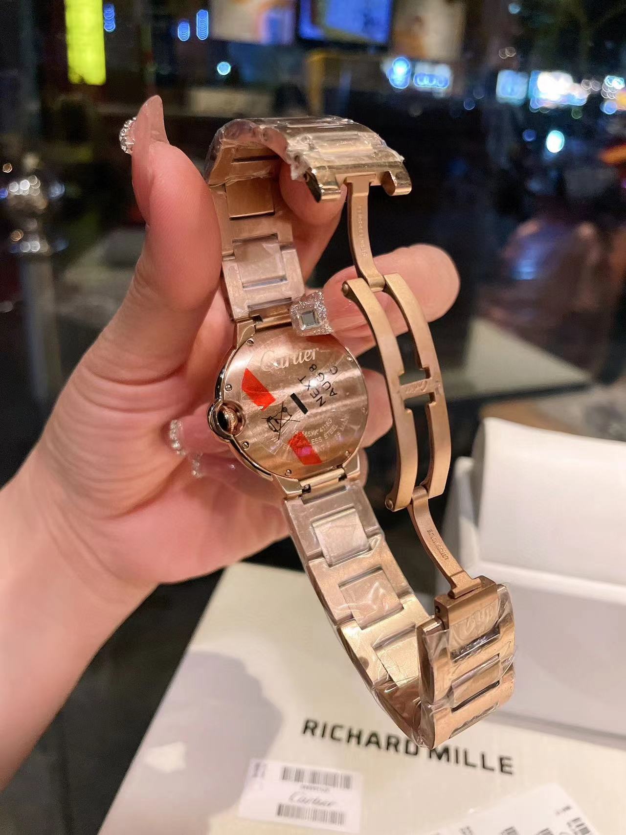 CART1ER 高品質ダイヤモンドスチールバンドレディースウォッチ【50％割引+送料無料】