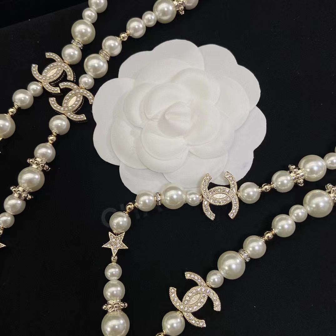 CHANE1 フル ダイヤモンド ダブル C パール セーター チェーン【50％割引+送料無料】