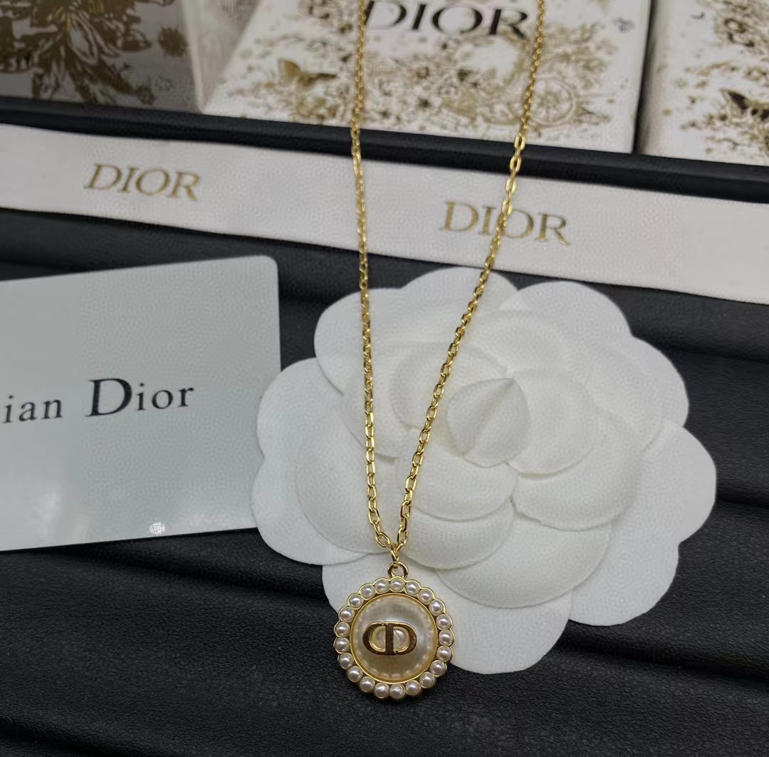 DI0R CD ラウンド パール ネックレス【50％割引+送料無料】