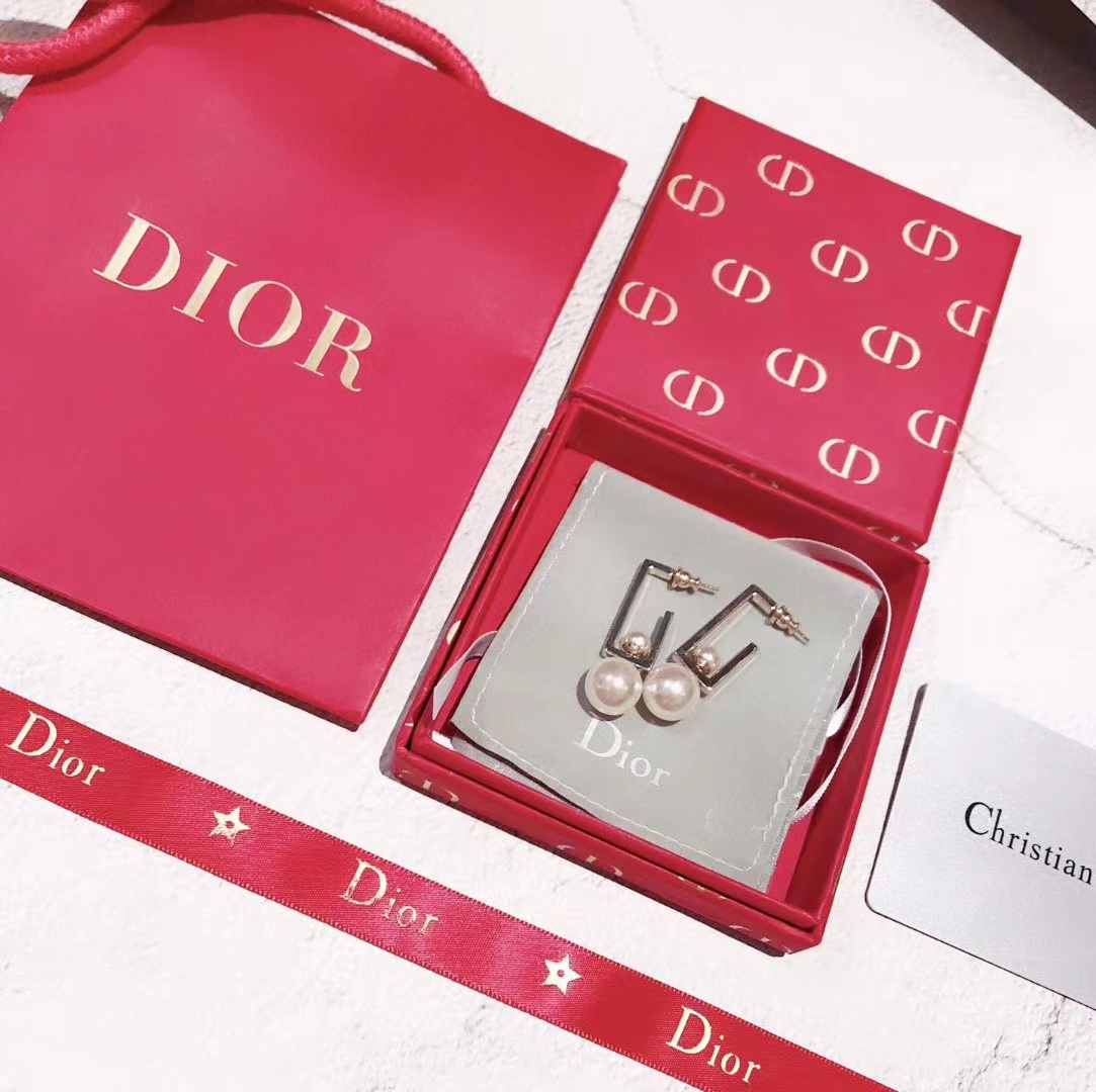 DI0R スクエア ダブルパール スタッドピアス【50％割引+送料無料】
