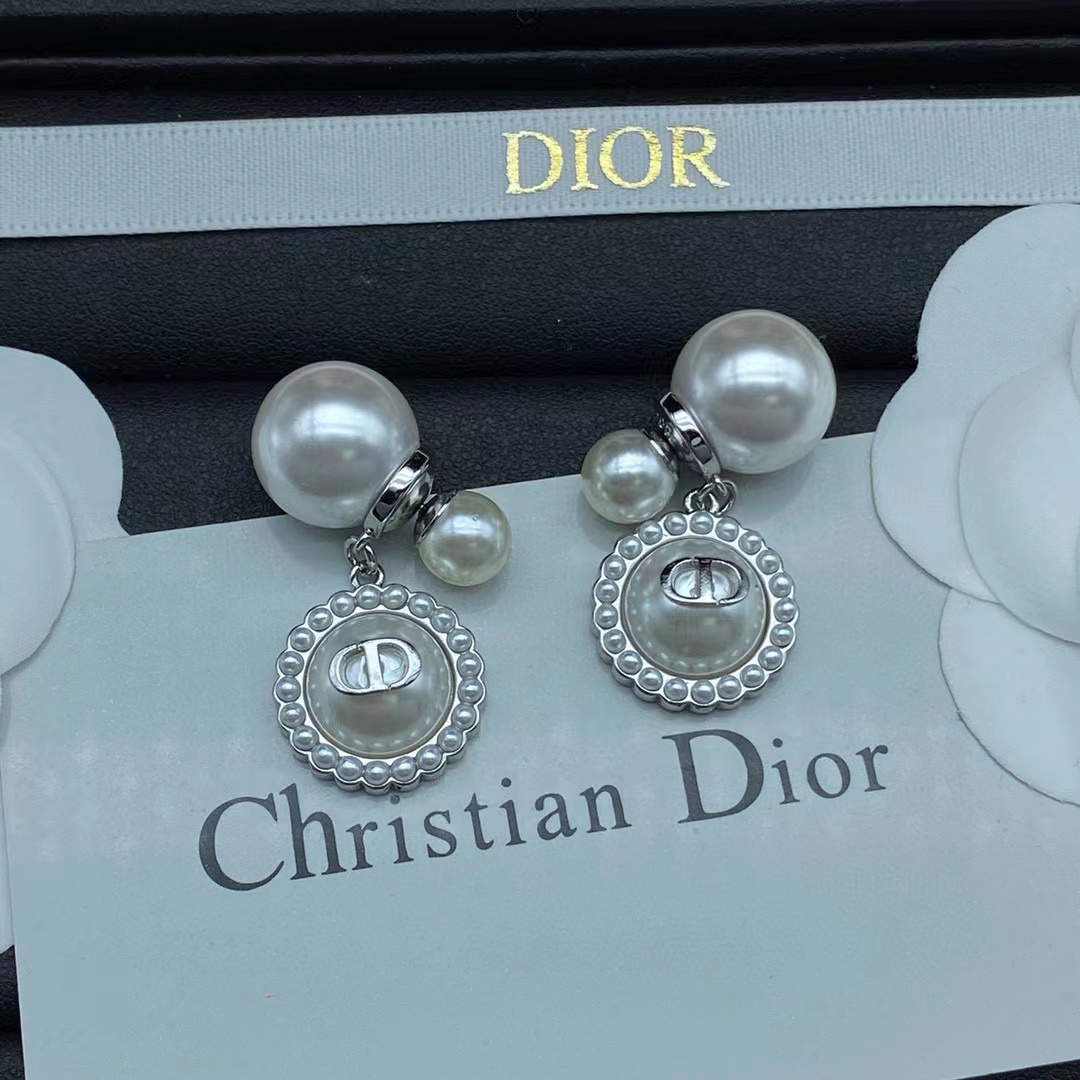 DI0R CD パール スタッド ピアス【50％割引+送料無料】