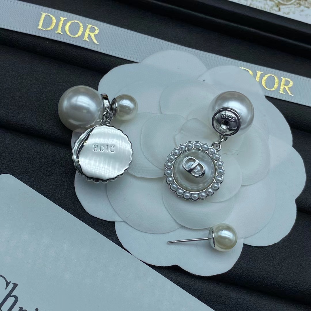 DI0R CD パール スタッド ピアス【50％割引+送料無料】