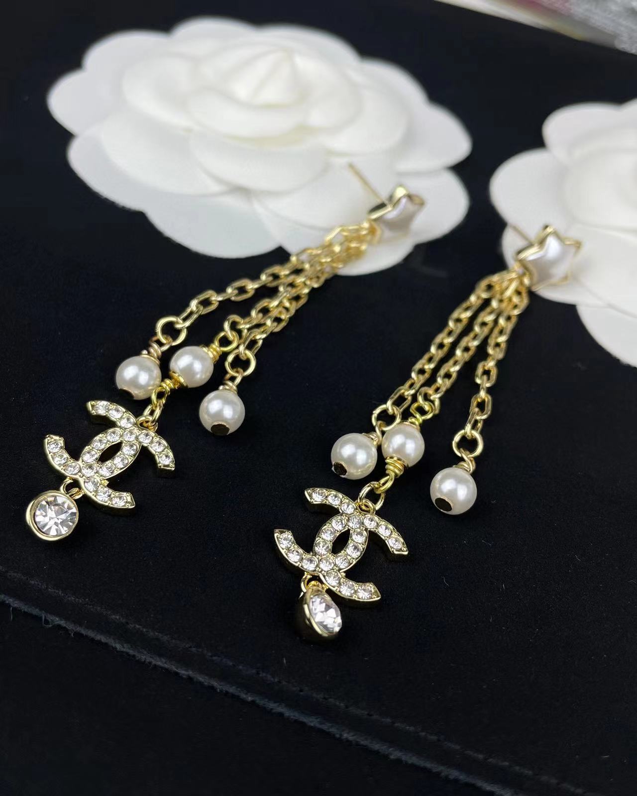 CHANE1 五芒星タッセル ダブルC イヤリング【50％割引+送料無料】