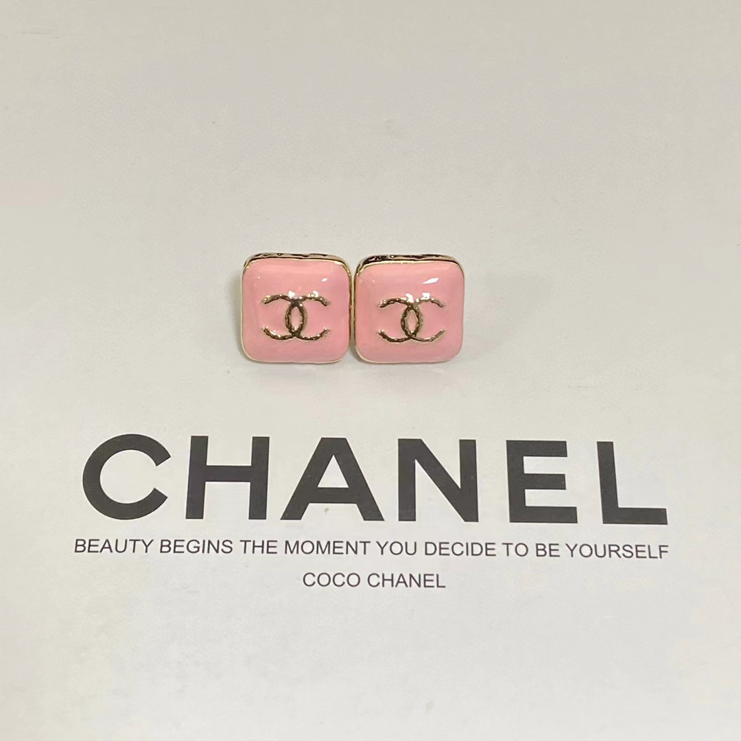 CHANE1 スクエア ダブルC スタッドピアス【50％割引+送料無料】