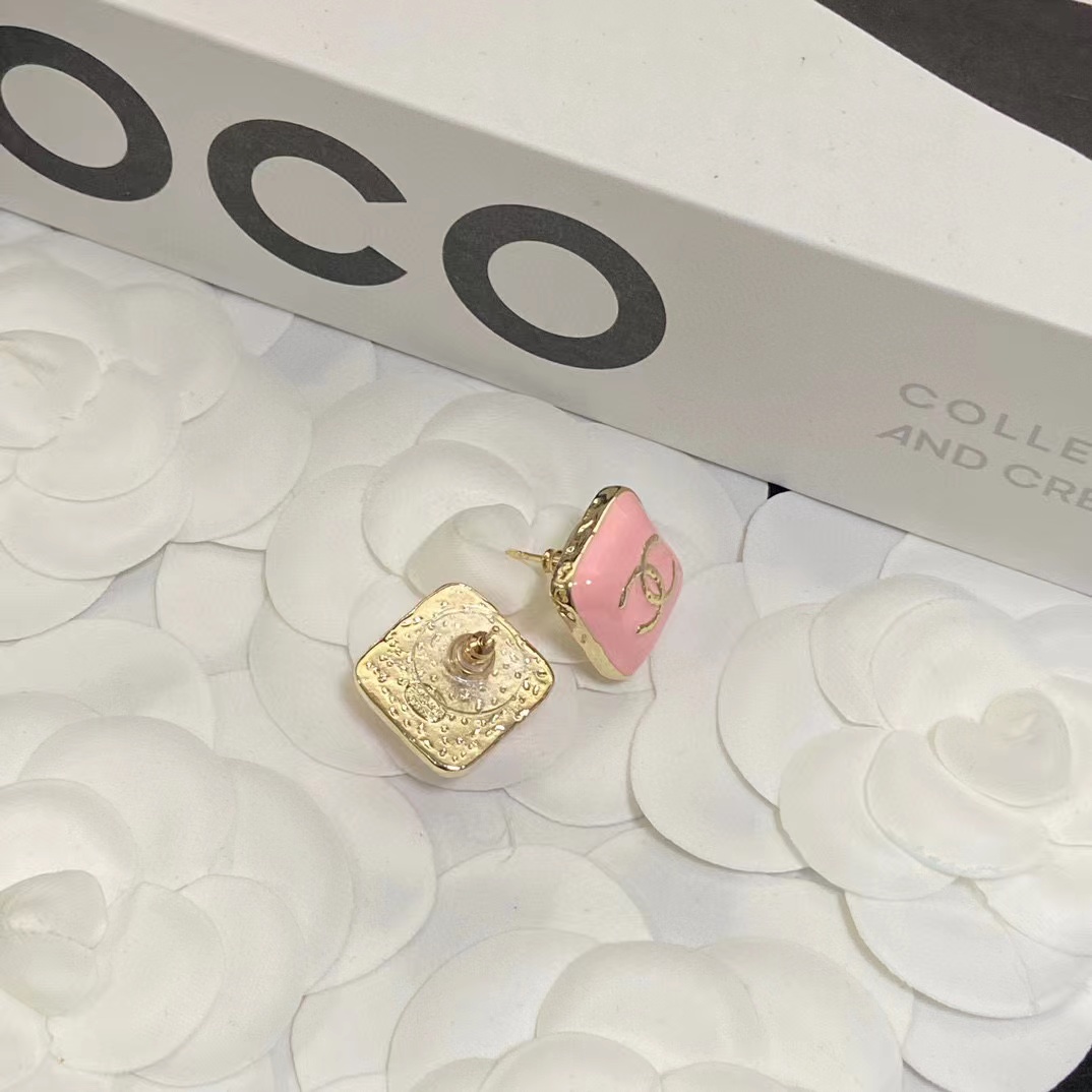 CHANE1 スクエア ダブルC スタッドピアス【50％割引+送料無料】