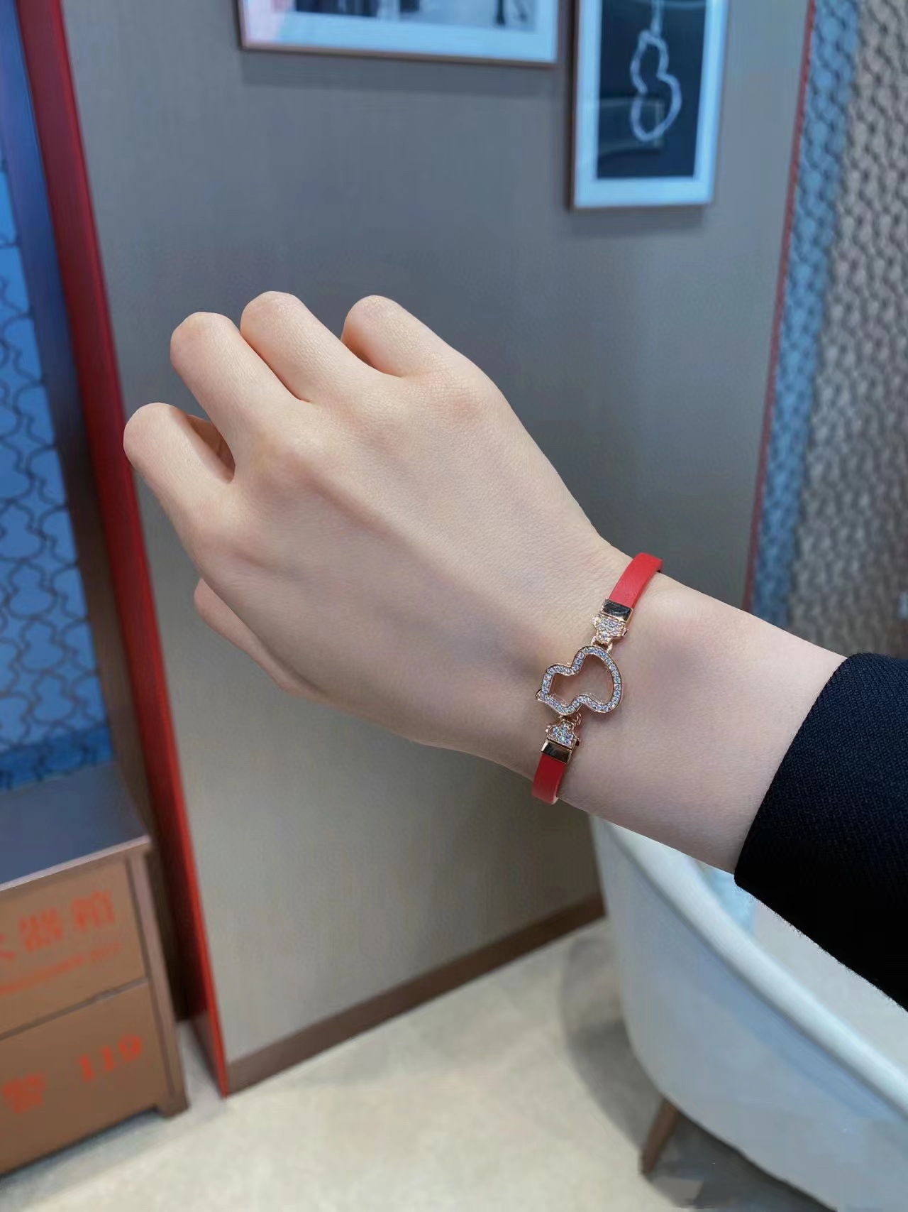 Queel1n ひょうたんダイヤモンドブレスレット【50％割引+送料無料】