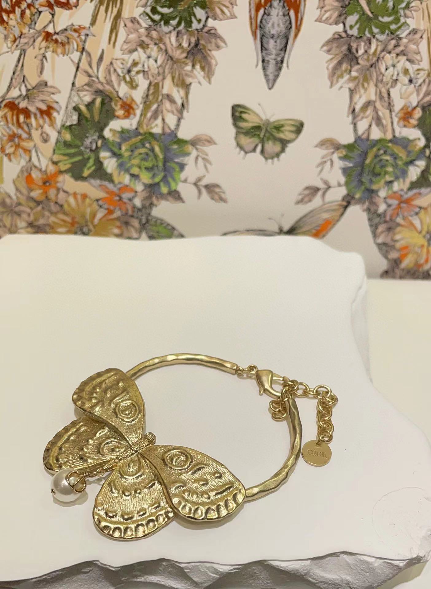 DI0R ゴールド バタフライ CD パール ブレスレット【50％割引+送料無料】