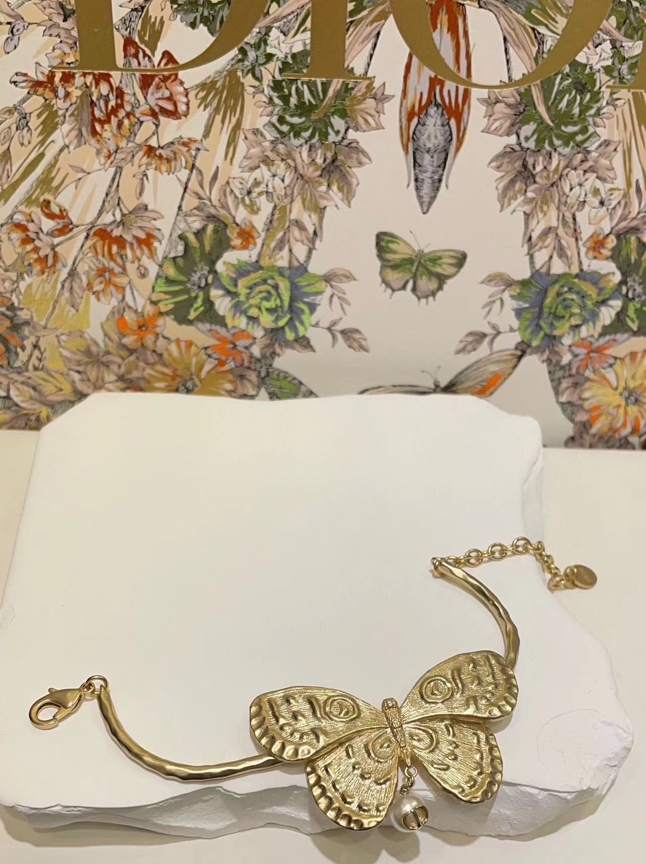 DI0R ゴールド バタフライ CD パール ブレスレット【50％割引+送料無料】