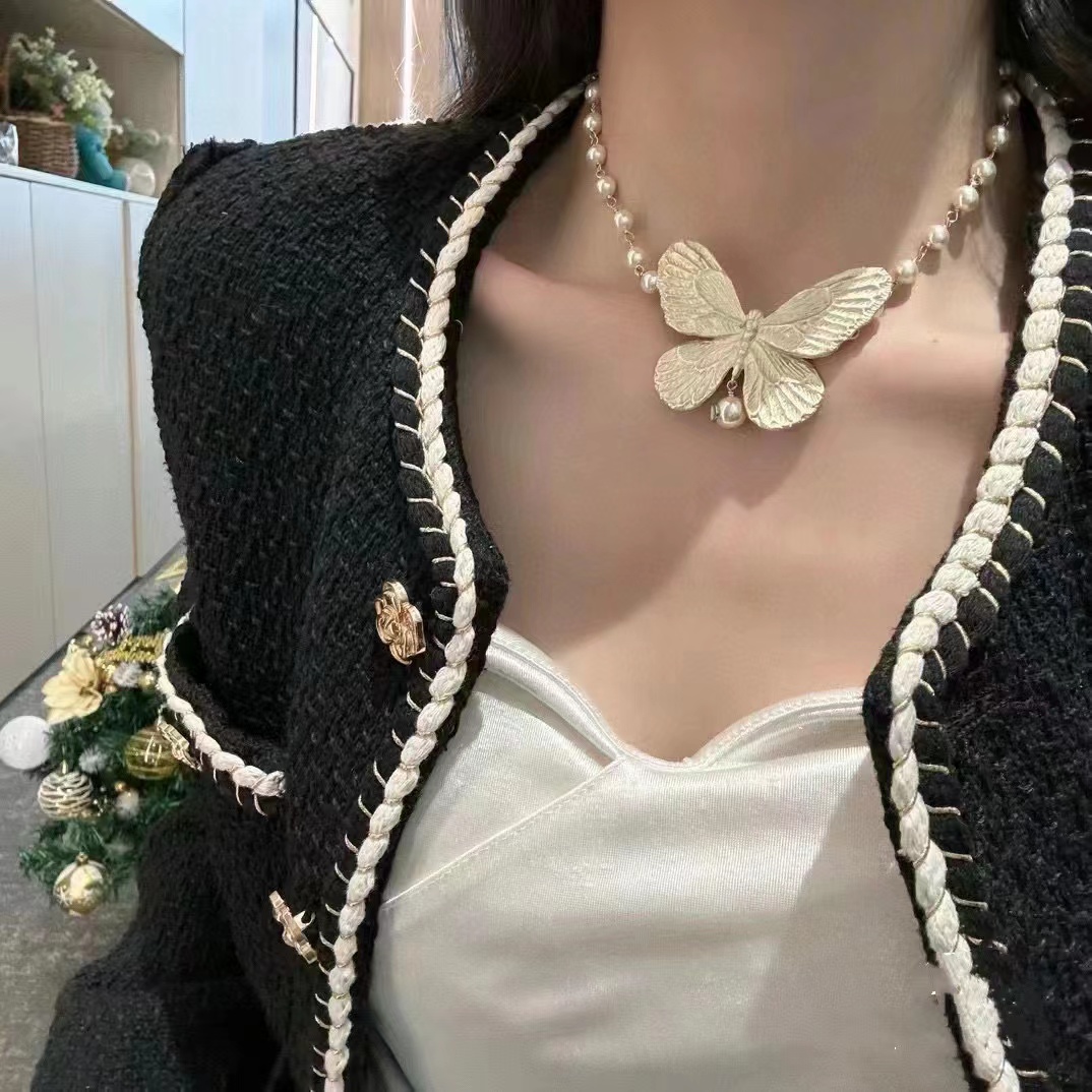 DI0R 大蝶パールショートネックレス【50％割引+送料無料】