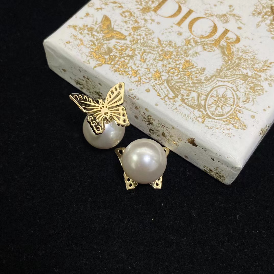 DI0R バタフライパールイヤリング【50％割引+送料無料】