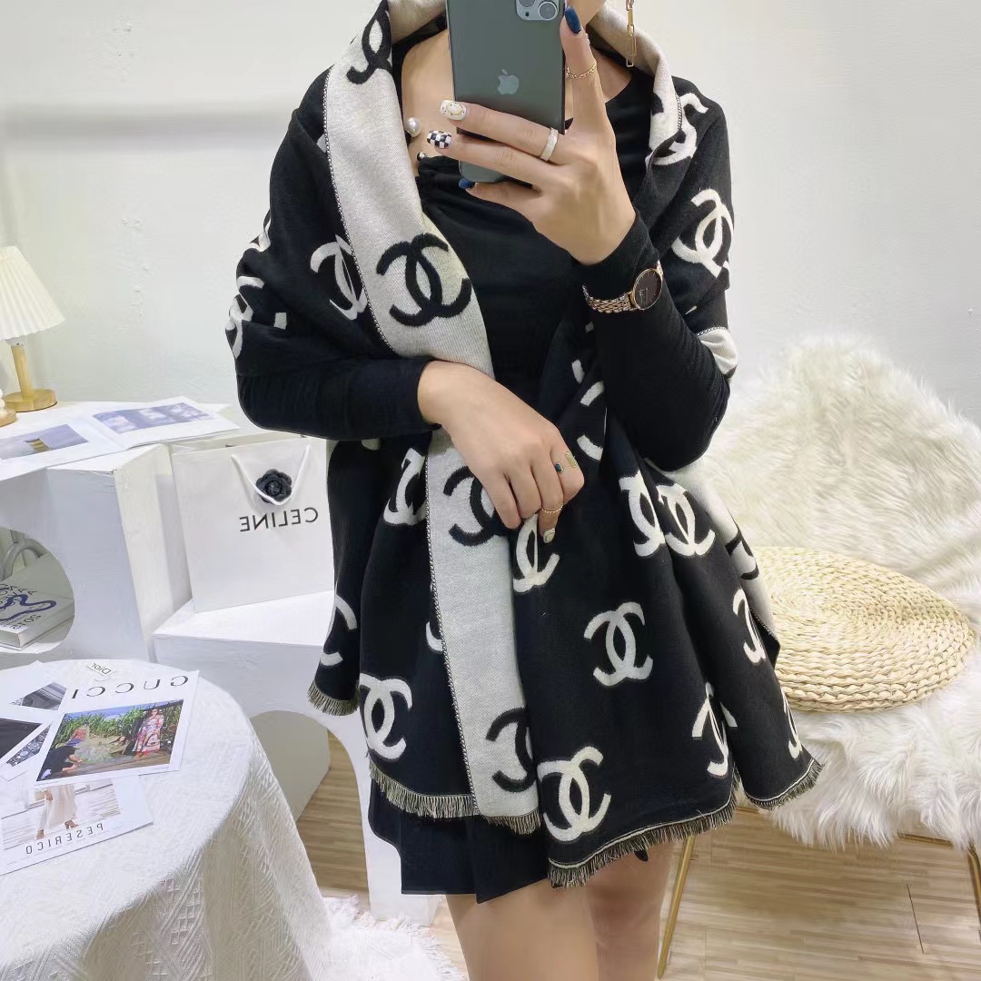 CHANE1 ダブルC カシミアスカーフ【50％割引+送料無料】