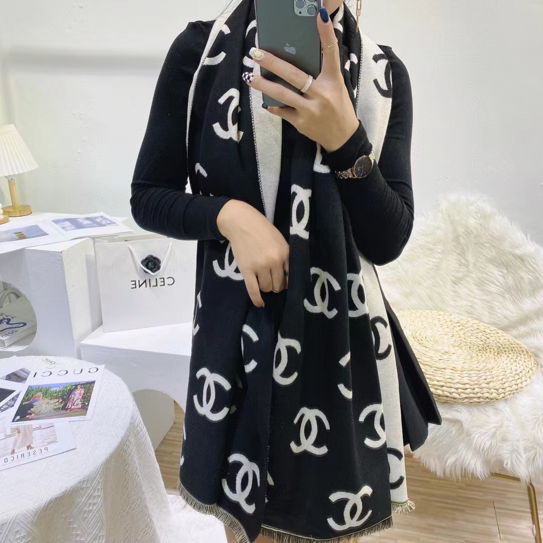 CHANE1 ダブルC カシミアスカーフ【50％割引+送料無料】