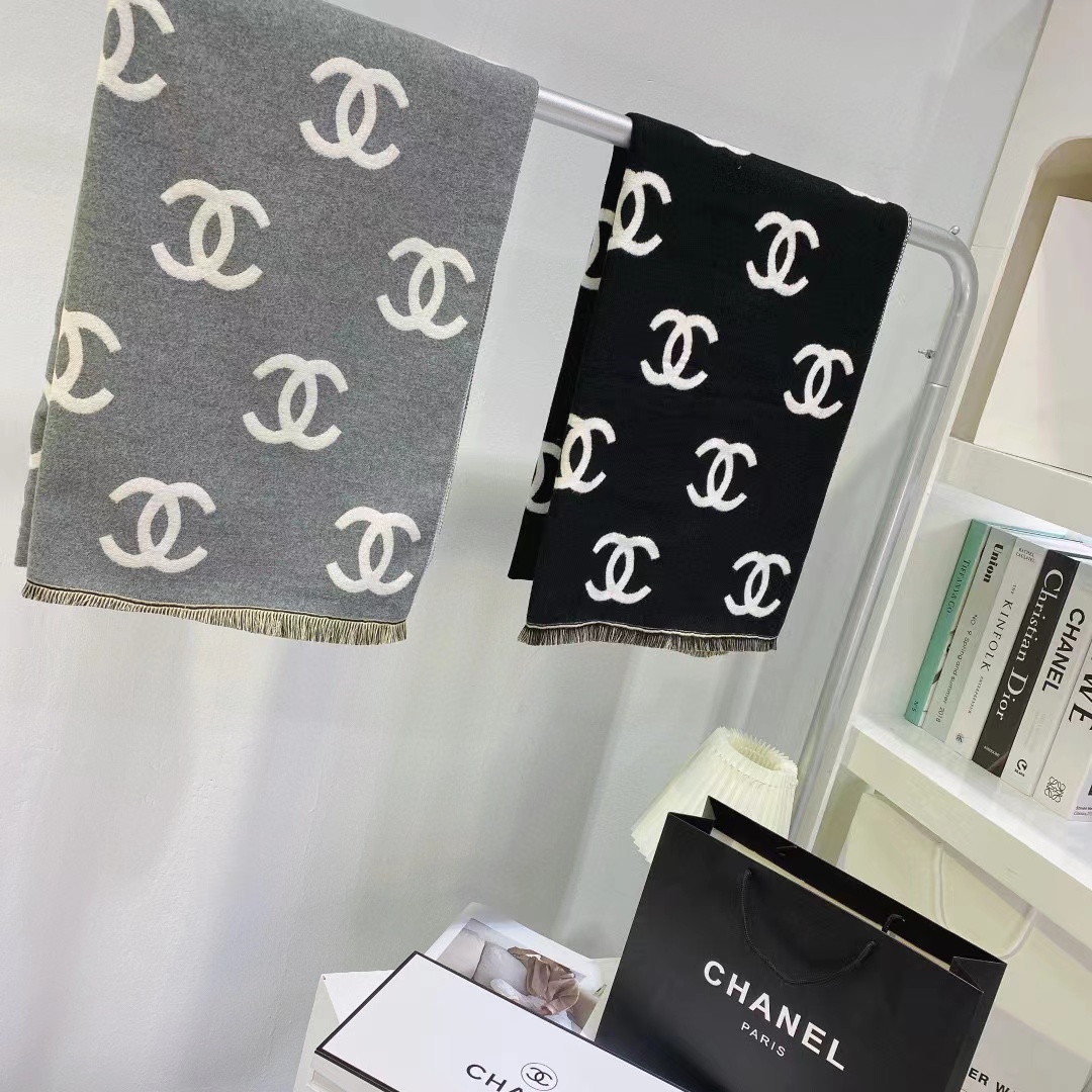 CHANE1 ダブルC カシミアスカーフ【50％割引+送料無料】