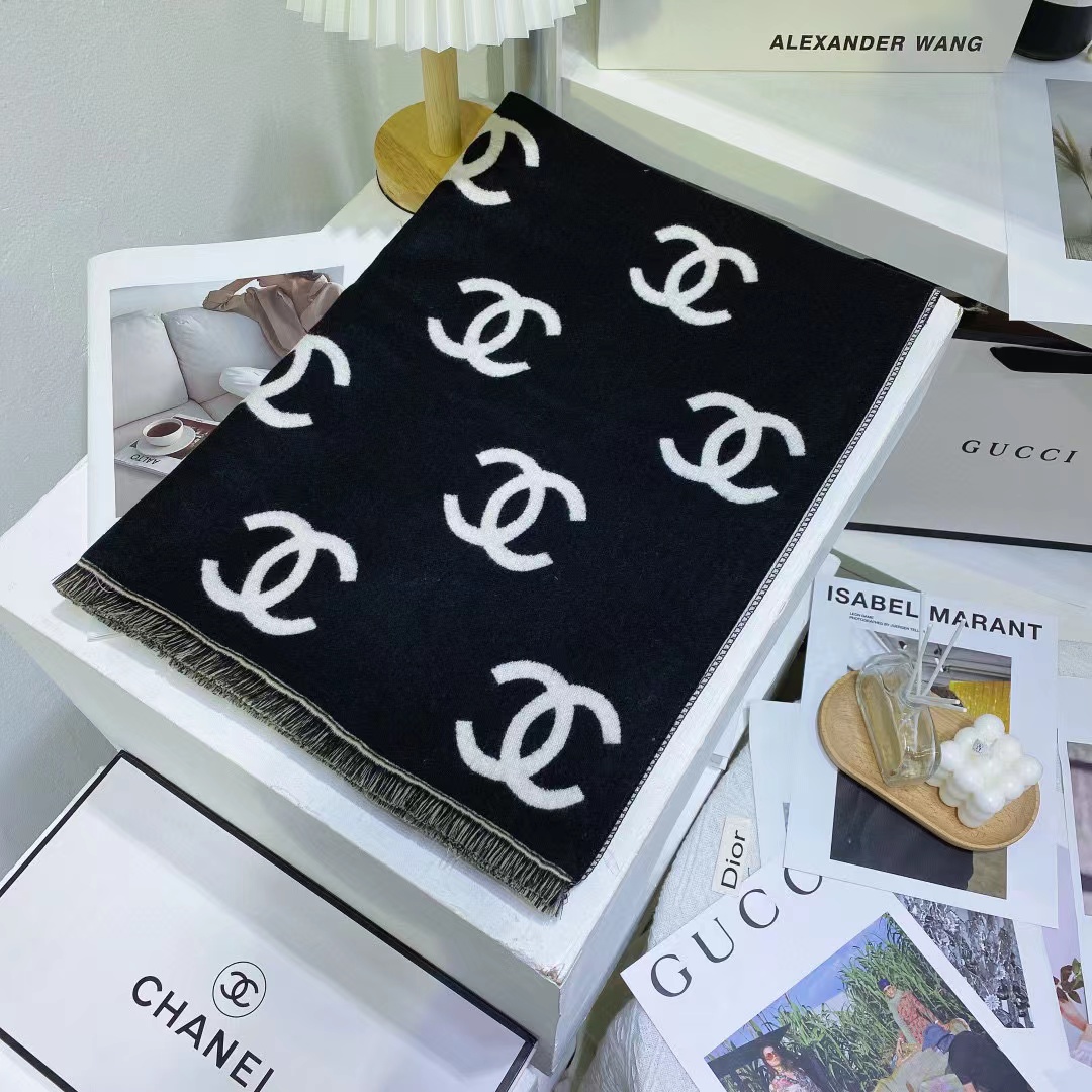 CHANE1 ダブルC カシミアスカーフ【50％割引+送料無料】