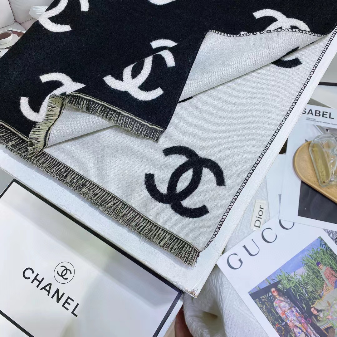 CHANE1 ダブルC カシミアスカーフ【50％割引+送料無料】