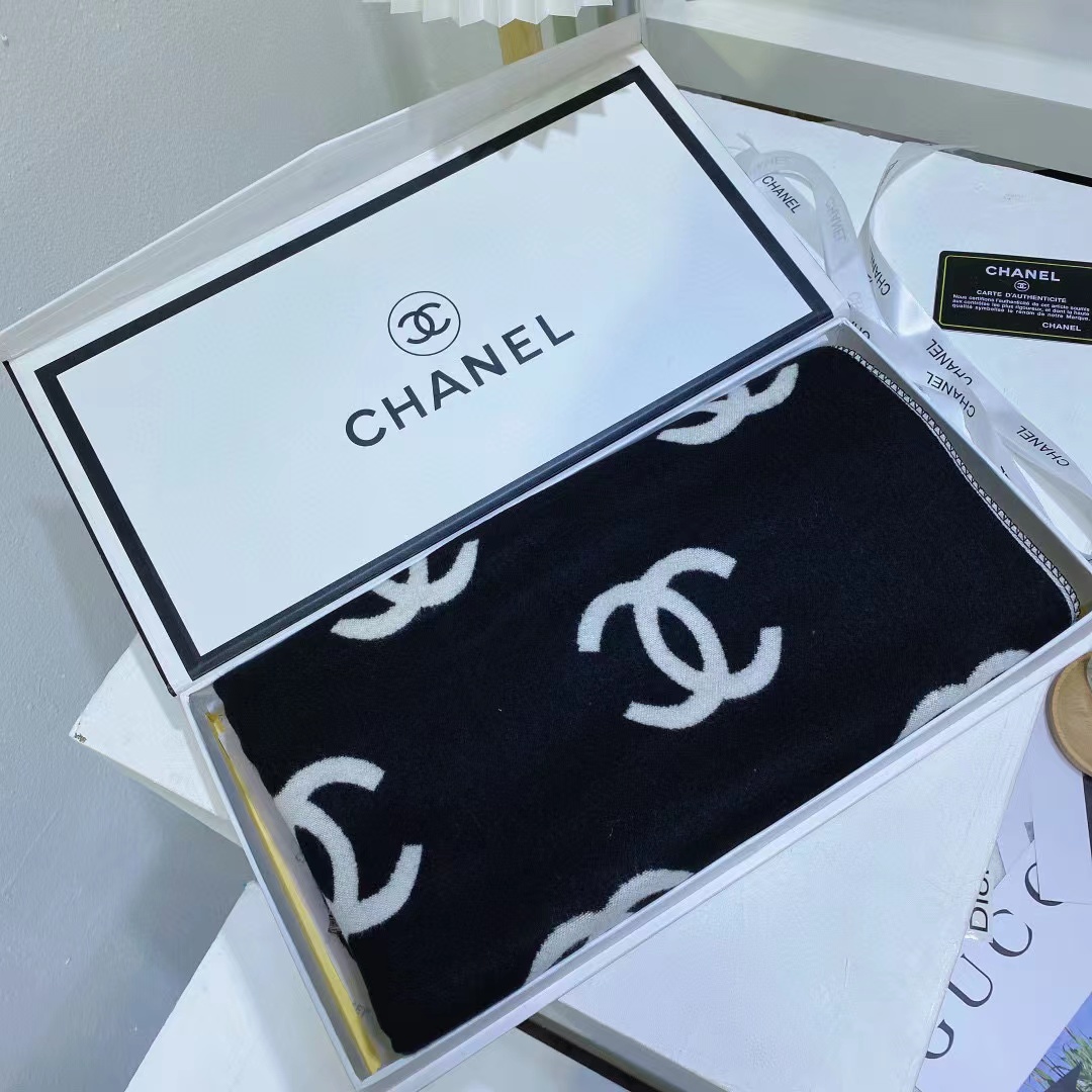 CHANE1 ダブルC カシミアスカーフ【50％割引+送料無料】