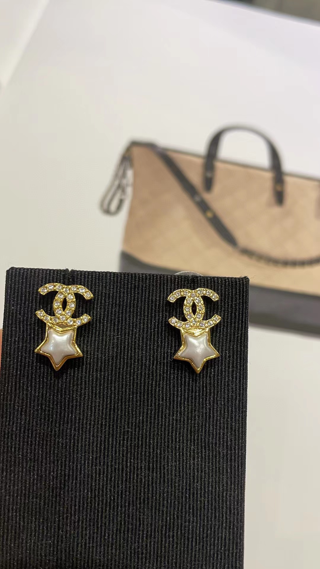 CHANE1 ダブルCダイヤモンド五芒星ピアス【50％割引+送料無料】