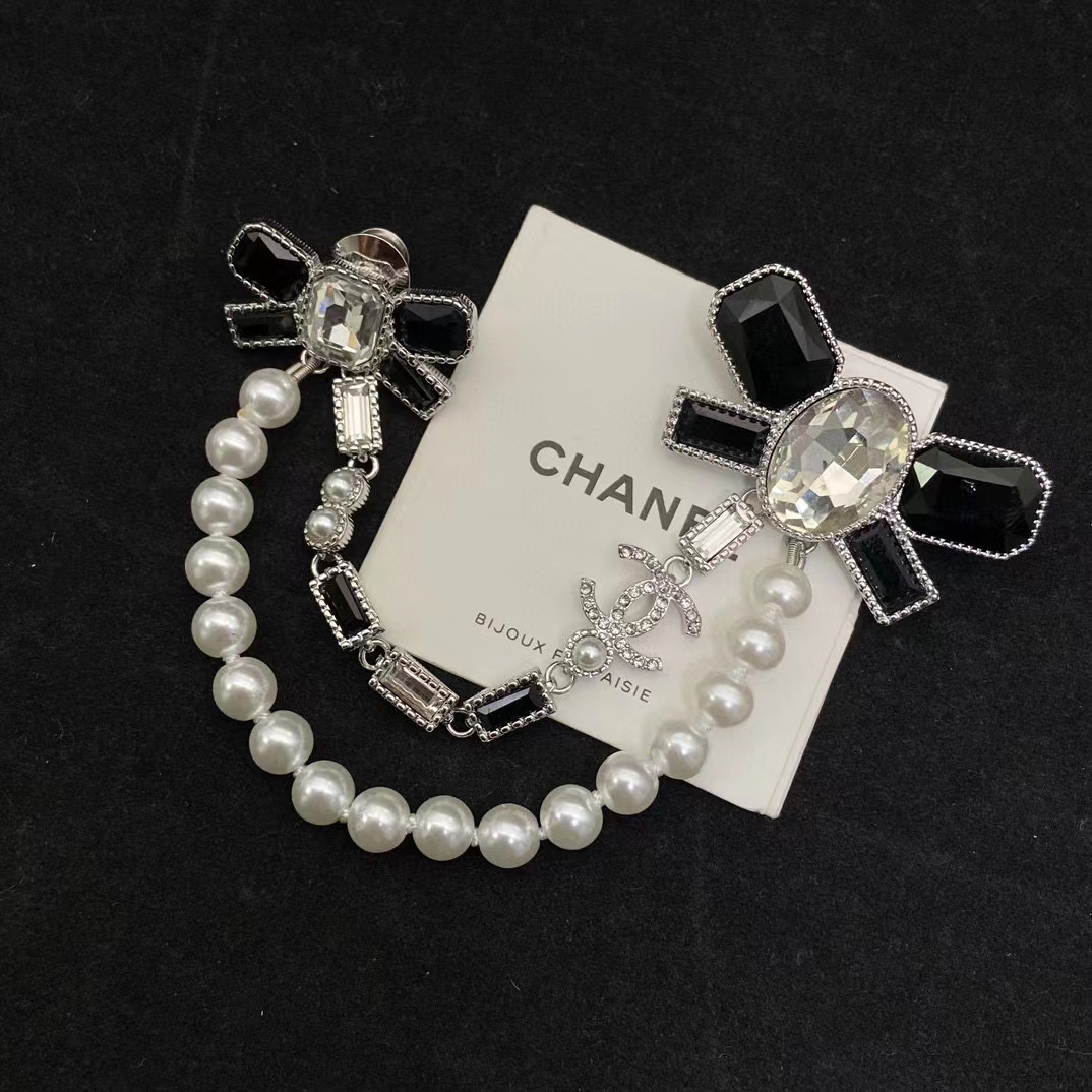 CHANE1 白黒ダイヤモンドブローチ【50％割引+送料無料】