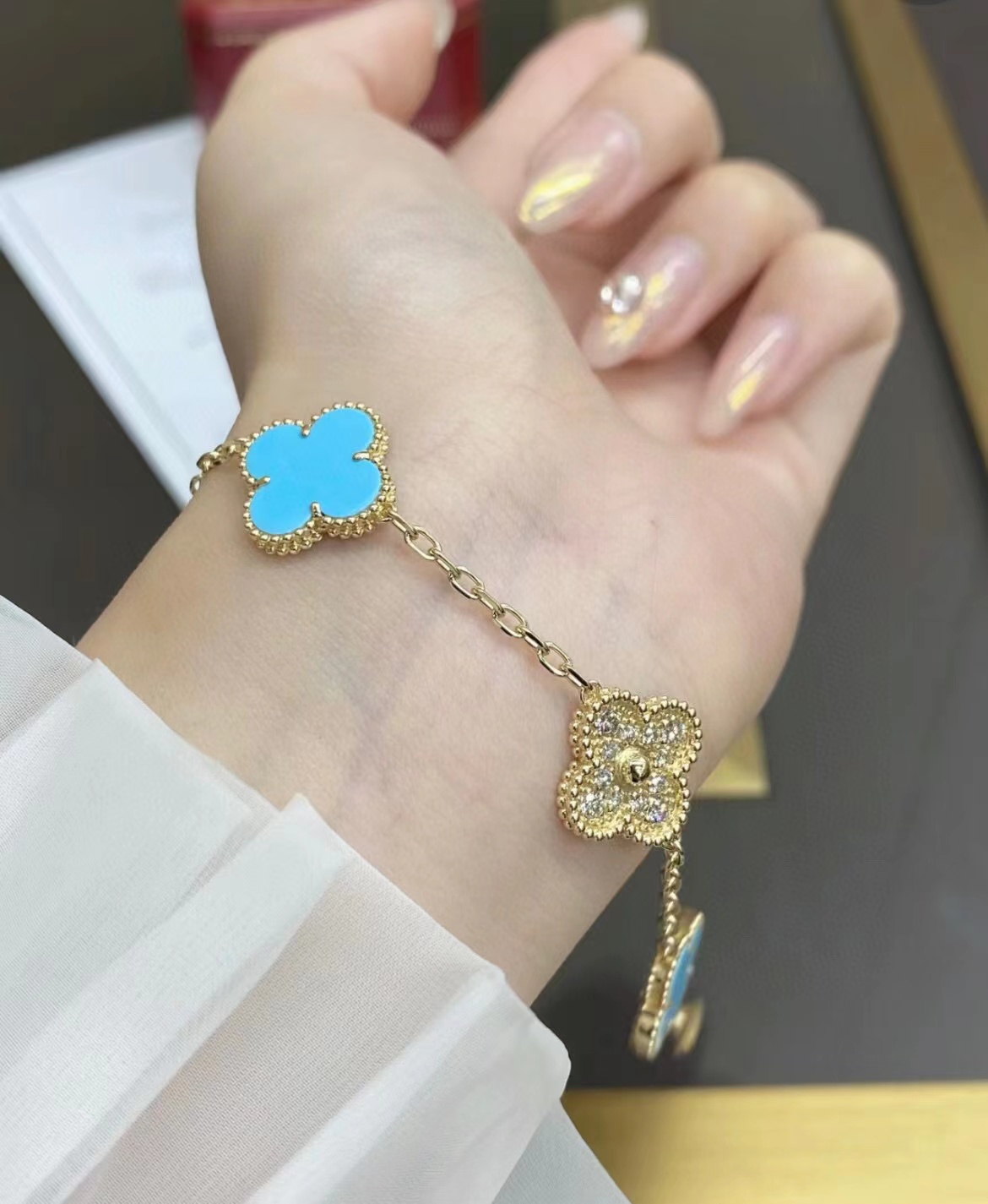 Van c1eef &Arpels五花ブレスレット【50％割引+送料無料】