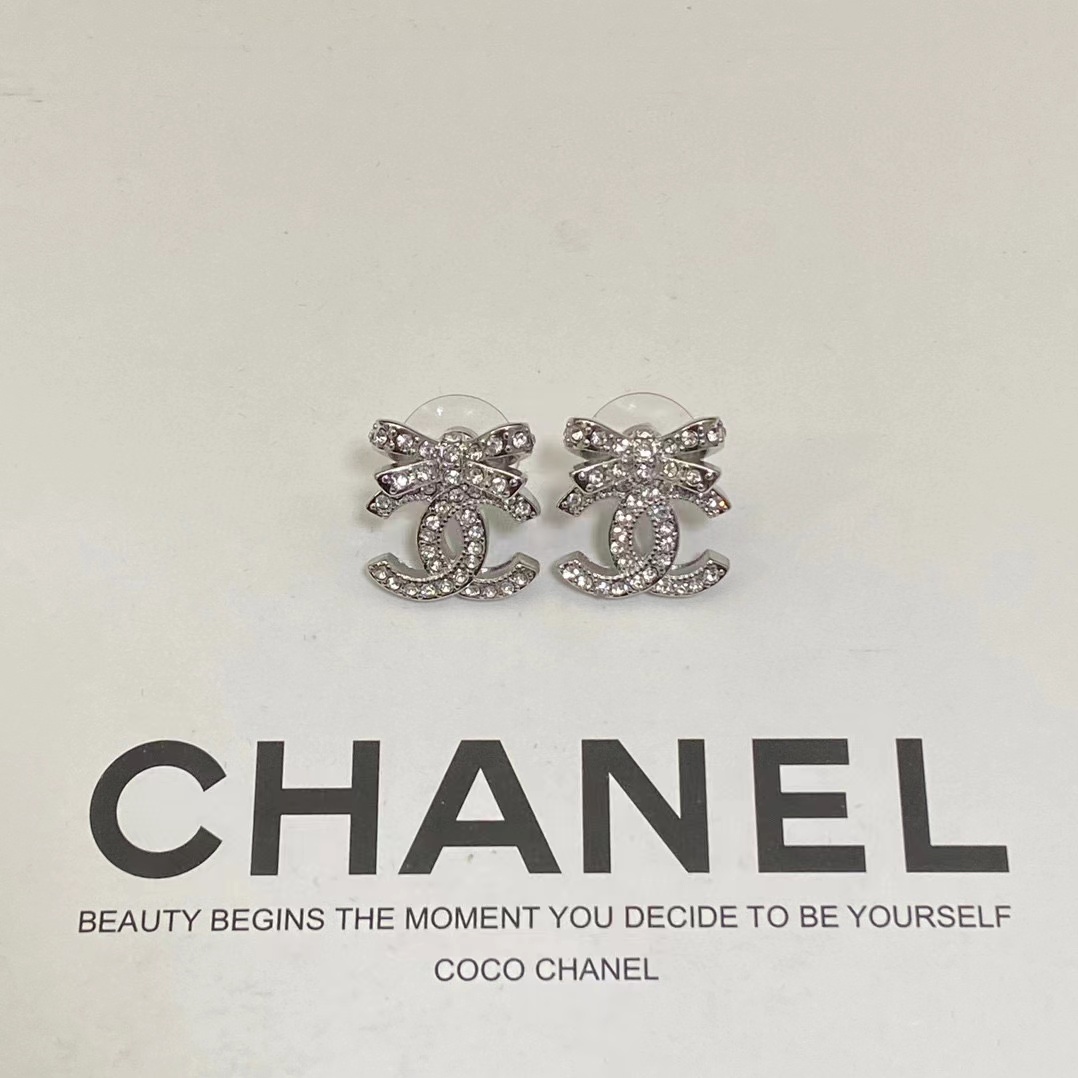 CHANE1 ボウ ダイヤモンド スタッド イヤリング【50％割引+送料無料】