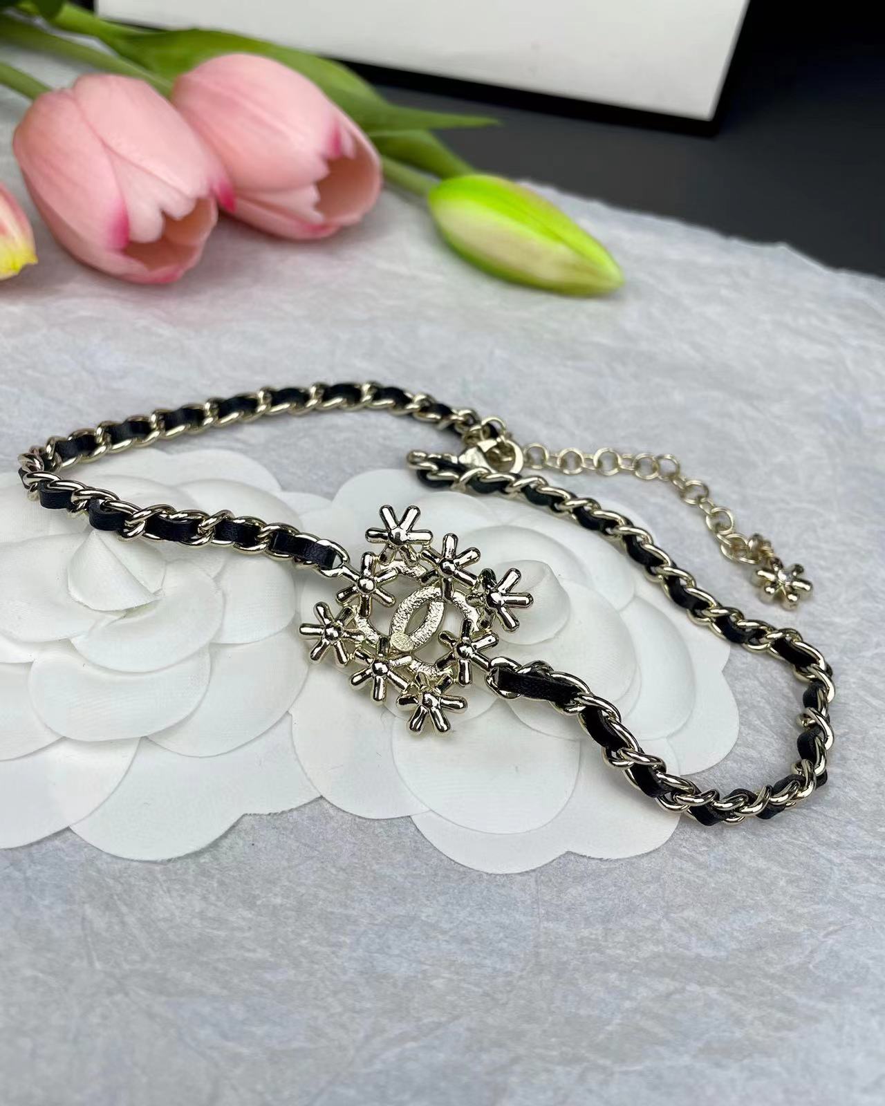 CHANE1 スクエア ダイヤモンド スノーフレーク ネックレス【50％割引+送料無料】