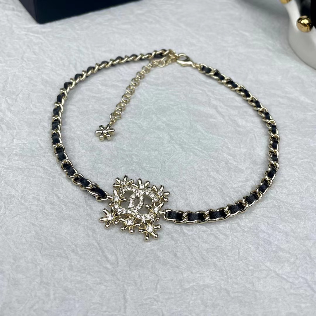 CHANE1 スクエア ダイヤモンド スノーフレーク ネックレス【50％割引+送料無料】