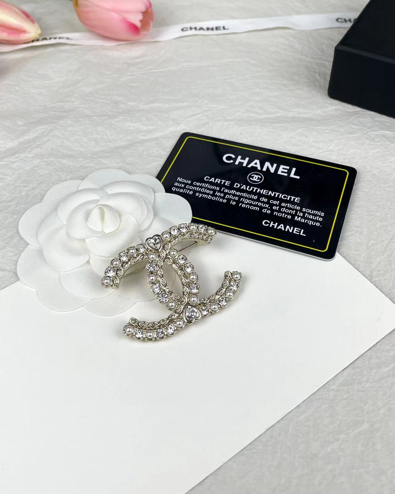 CHANE1 ハートパールダイヤモンドブローチ【50％割引+送料無料】