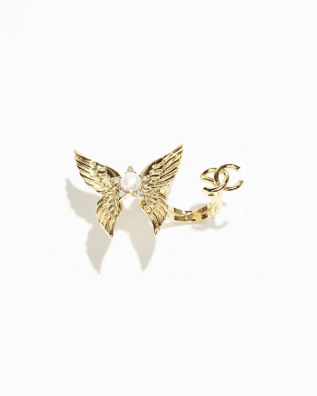 CHANE1 ゴールド エンボス スター ウィング ダブル C オープン リング【50％割引+送料無料】