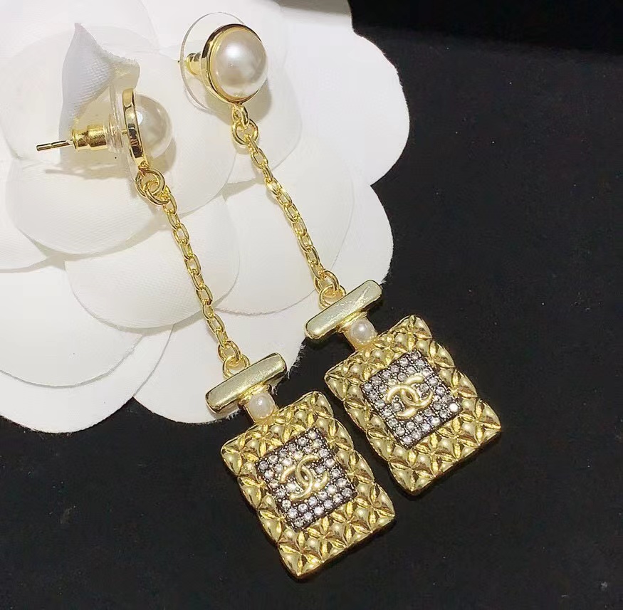 CHANE1 香水瓶 パール イヤリング【50％割引+送料無料】