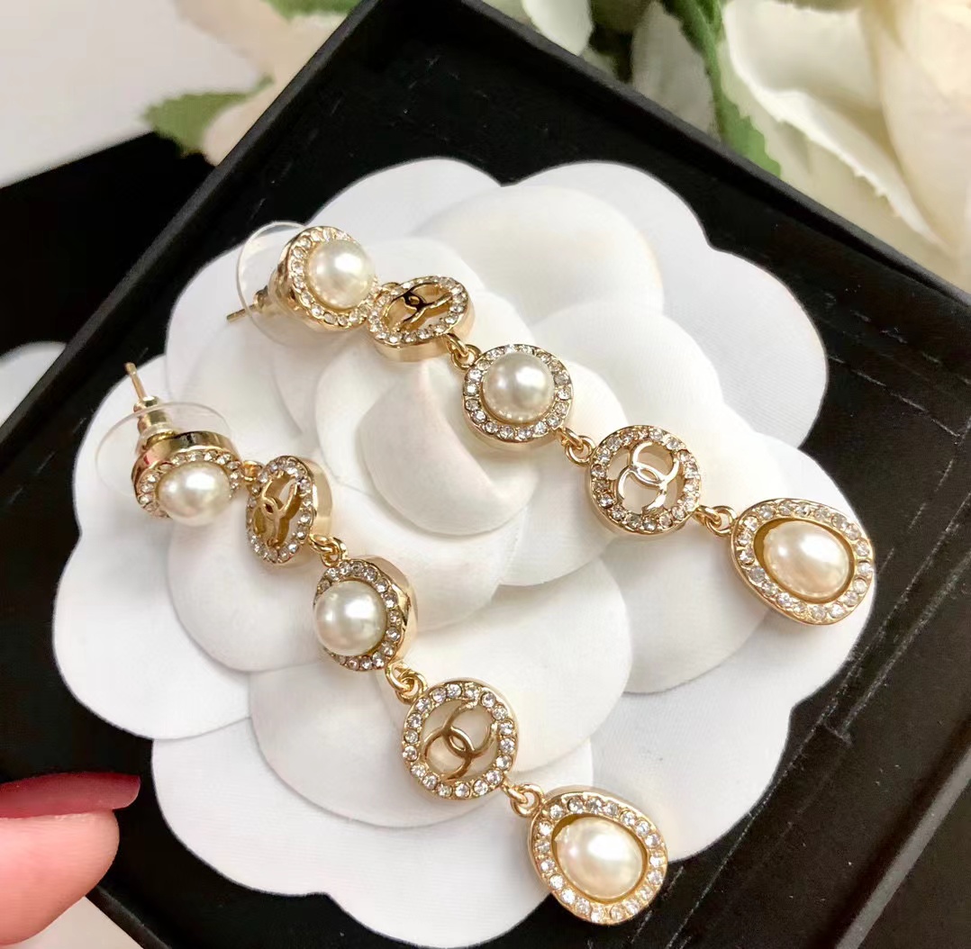 CHANE1 パールドロップダイヤモンドスタッドピアス【50％割引+送料無料】