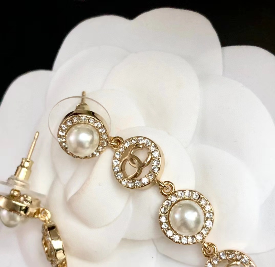 CHANE1 パールドロップダイヤモンドスタッドピアス【50％割引+送料無料】