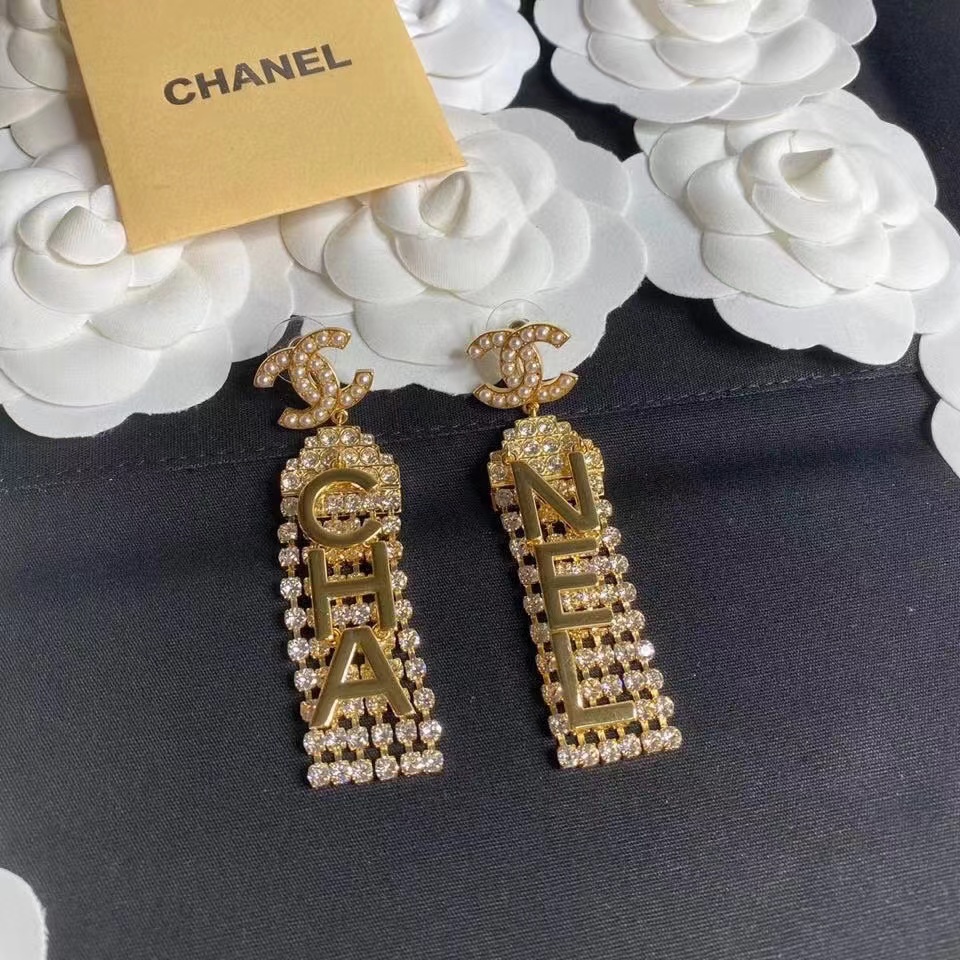 CHANE1 ダブル C パール レター フル ダイヤモンド スタッド ピアス【50％割引+送料無料】