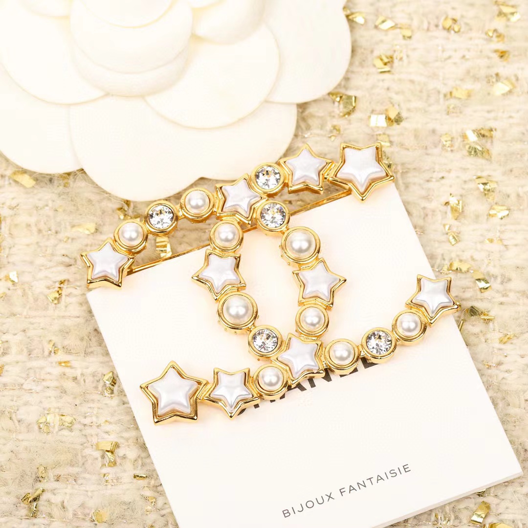 CHANE1 ダブルC 五芒星ブローチ【50％割引+送料無料】