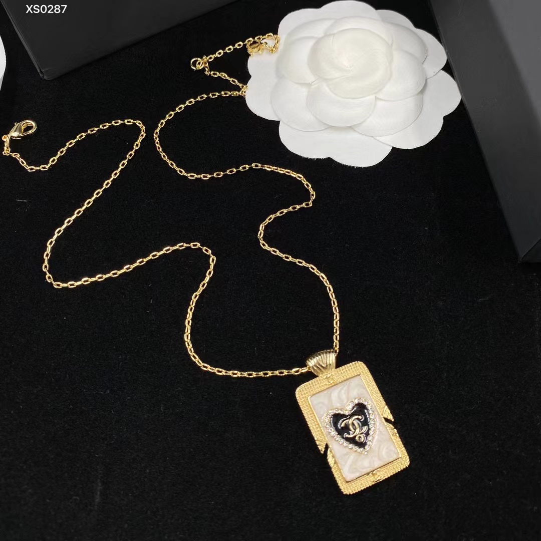 CHANE1 パフュームボトル ハート ネックレス【50％割引+送料無料】