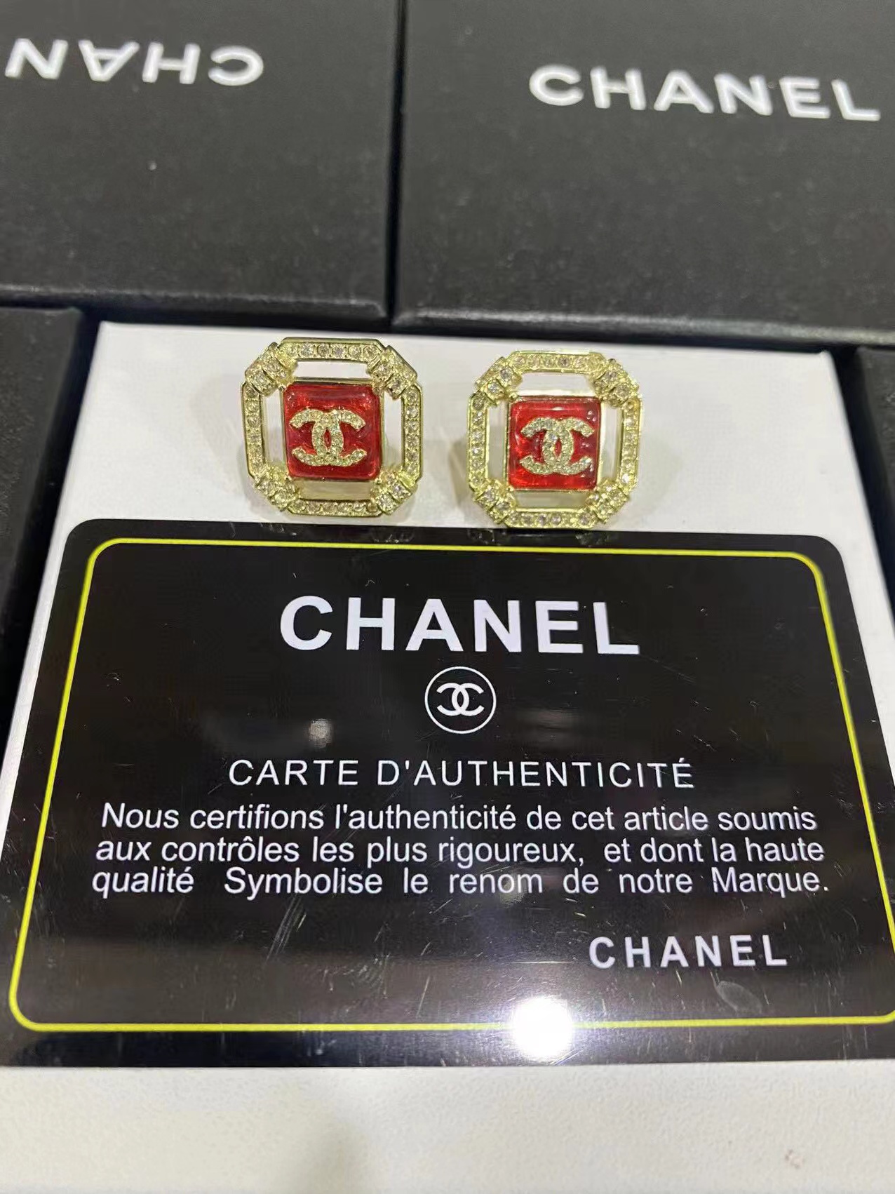 CHANE1 ダイヤモンド レッド スタッド ピアス【50％割引+送料無料】